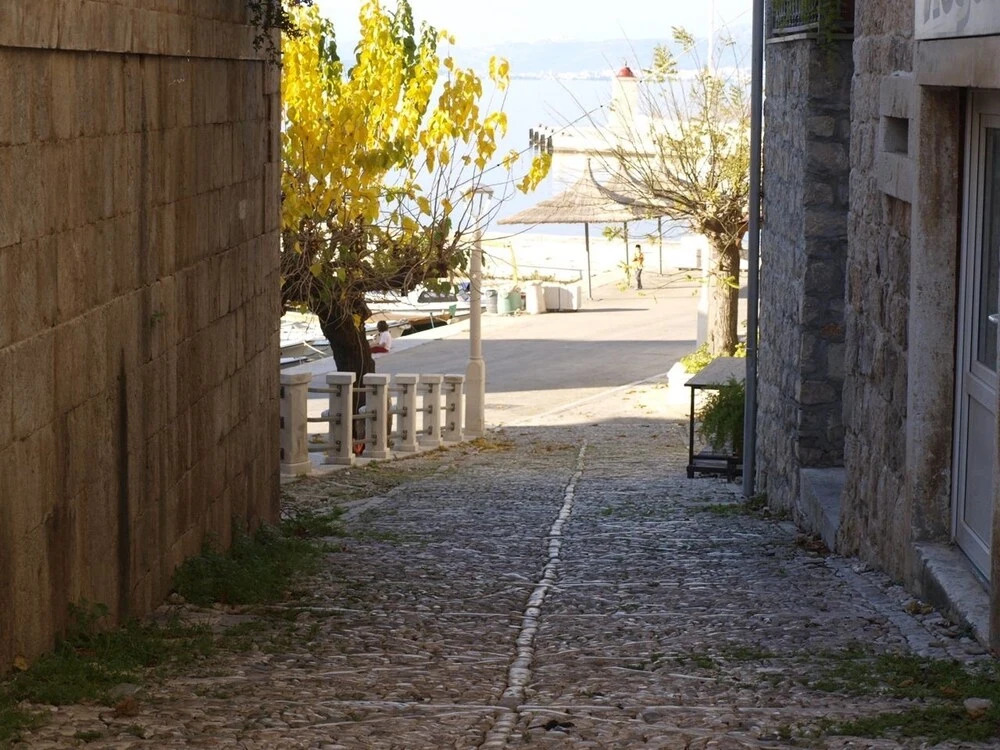 Apartment With 2 Bedrooms in Postira, With Wonderful sea View, Furnish