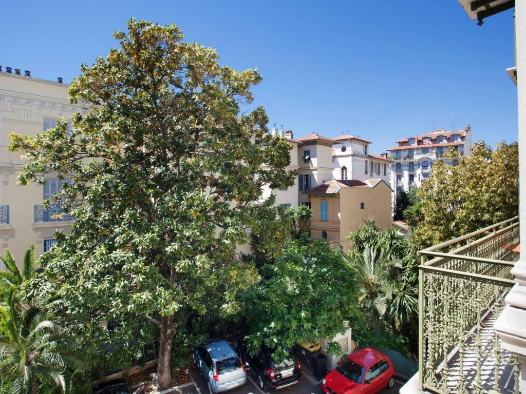 Apartment in Nice Near the Promenade des Anglais
