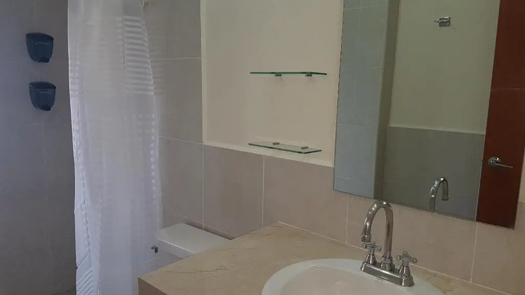 Hotel y Suites Nader