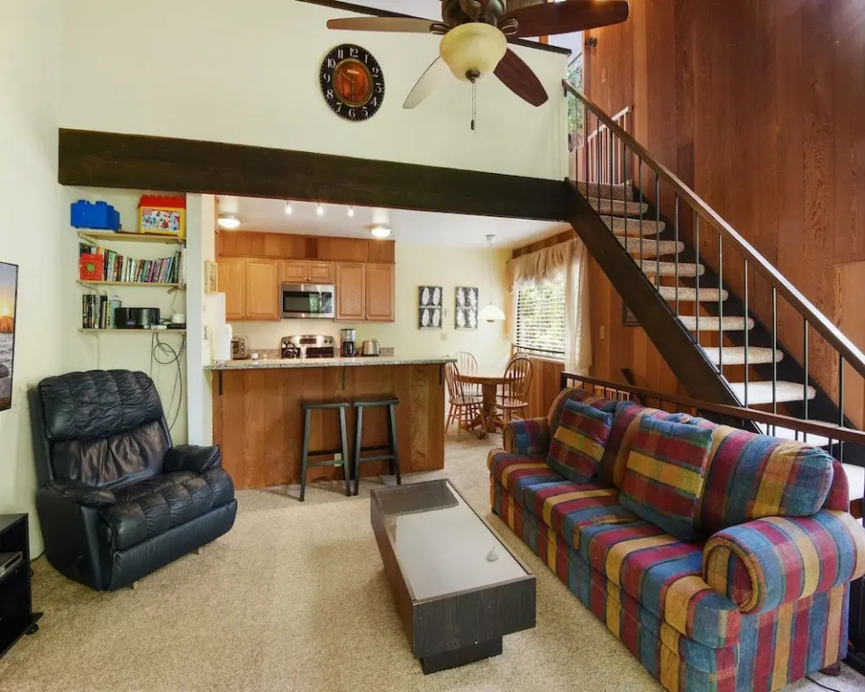 Kingswood Village 60