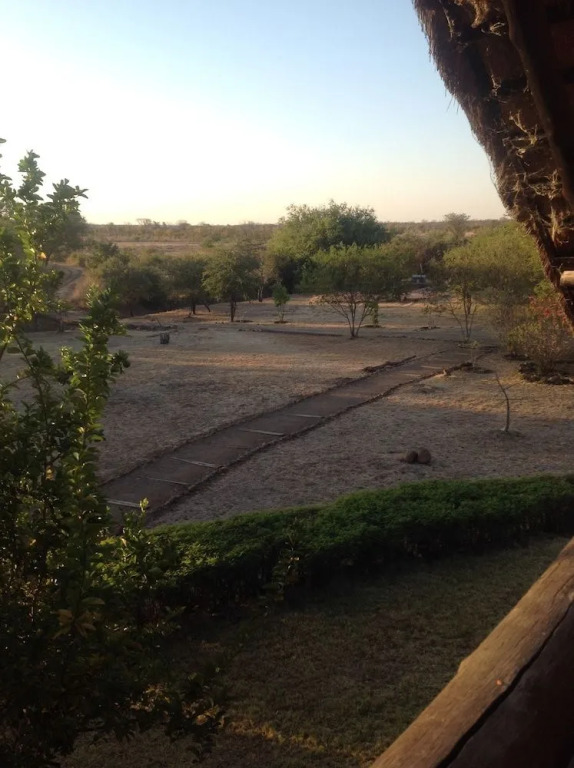 Livingstone Guest Farm - Hostel