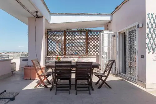 Piazza Bologna Terrace Apartment With Parking
