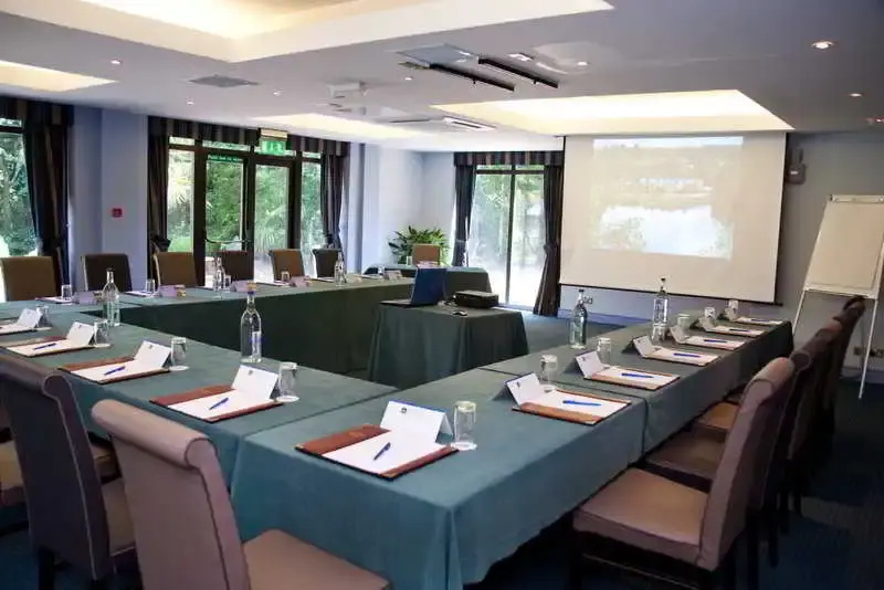 Best Western Frensham Pond Hotel