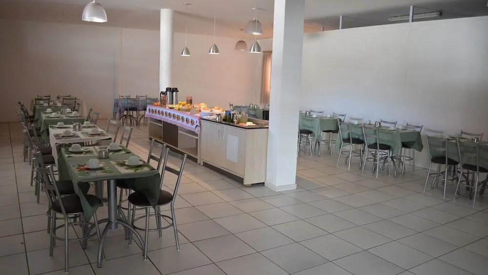 Victor Hotel