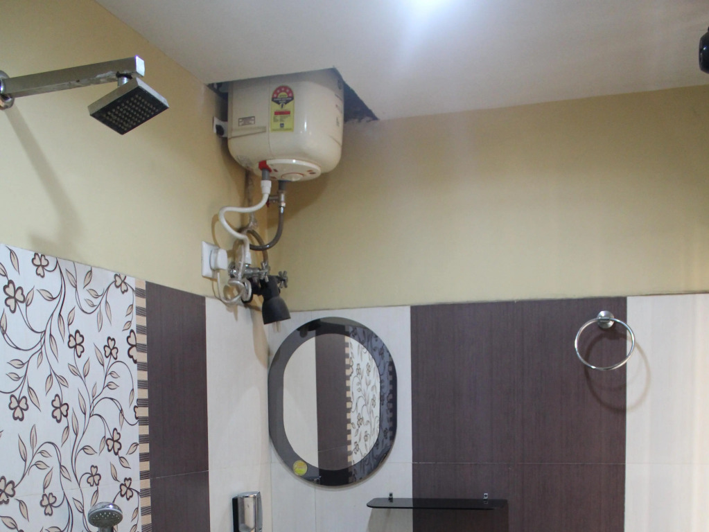 Transit Inn Guest House