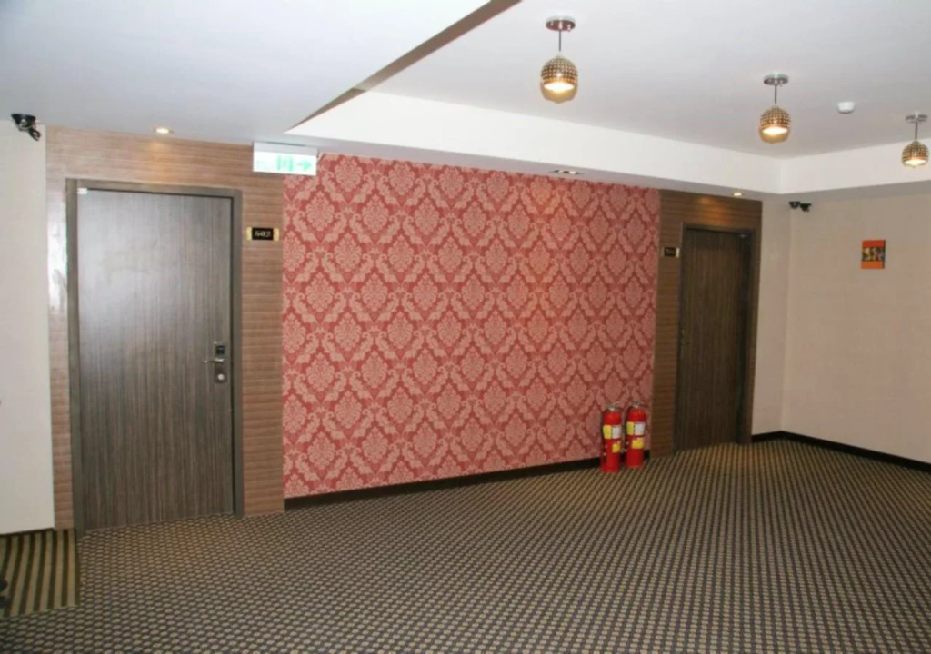 Home Full Hotel
