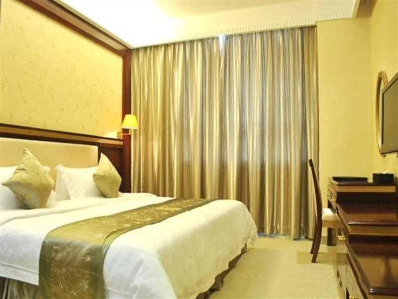 East Star Hotel