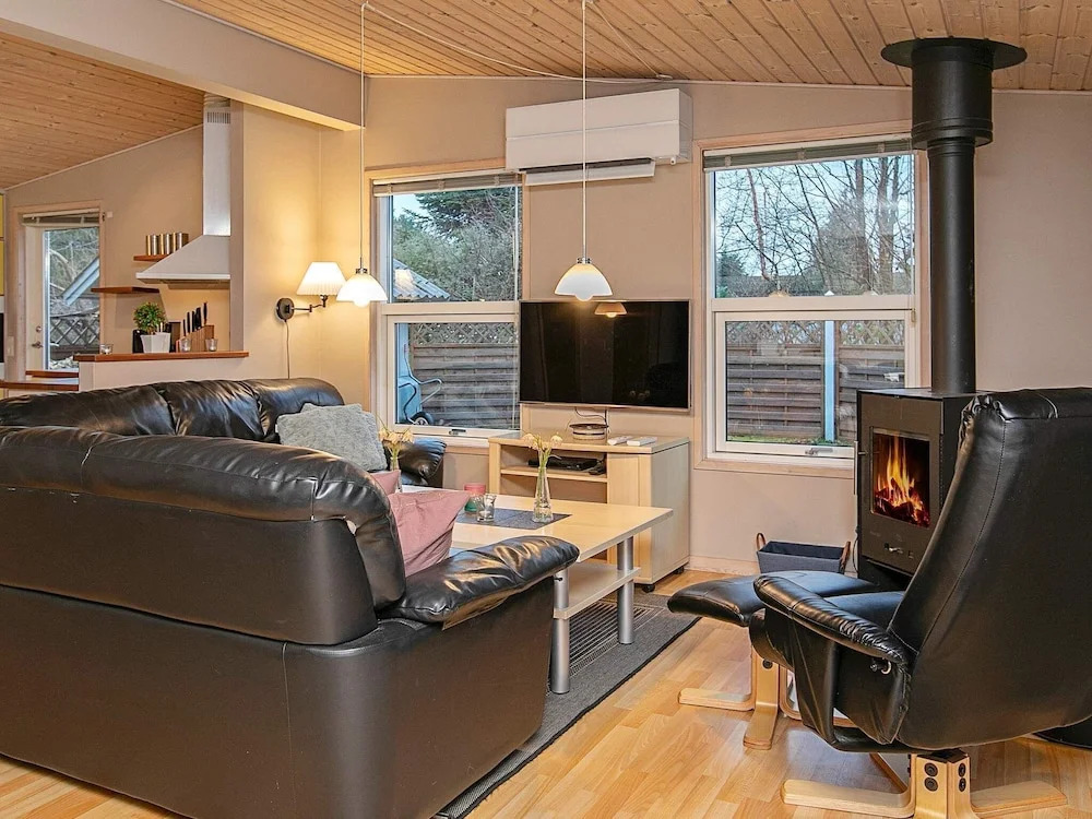 Modern Holiday Home With Whirlpool in Væggerløse
