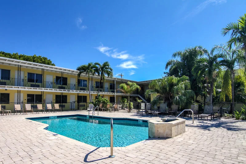 Rodeway Inn & Suites