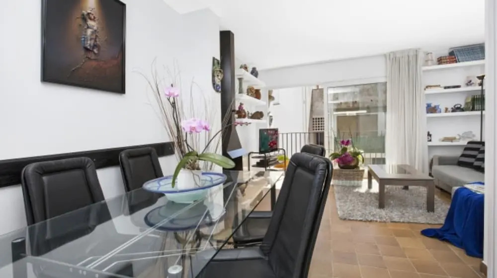 Apartment - 2 Bedrooms - 107297