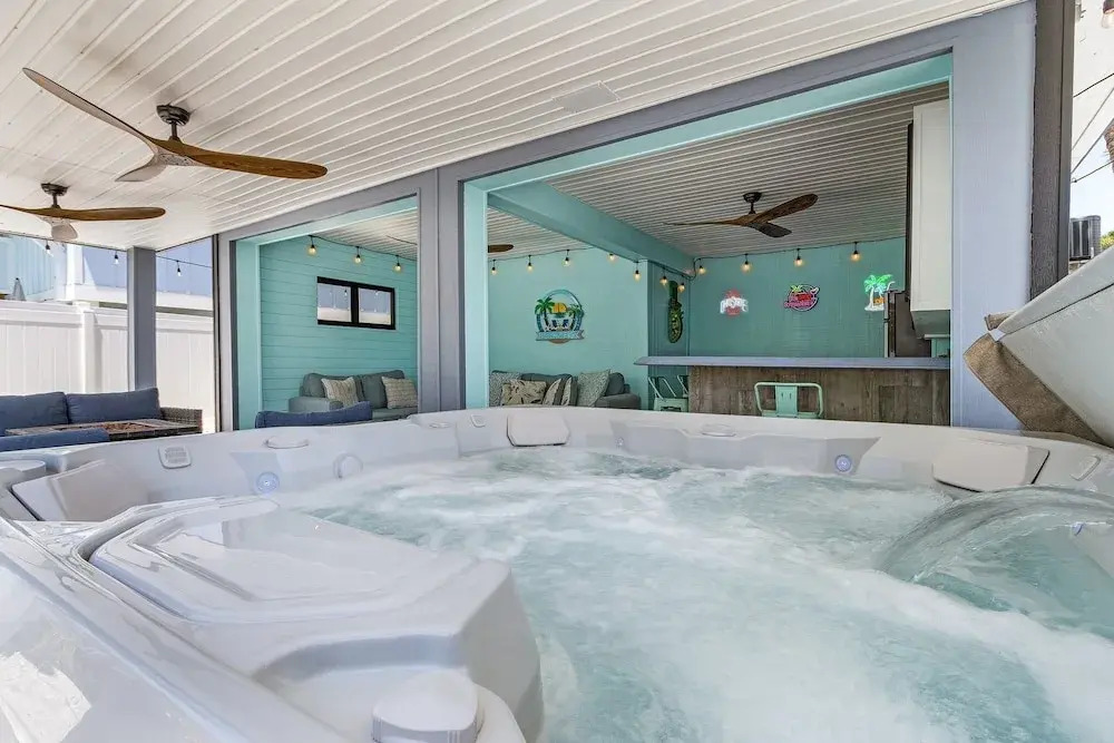 130 Tiki Tides: 2br W/ Outdoor Tiki Bar! 2 Bedroom Home