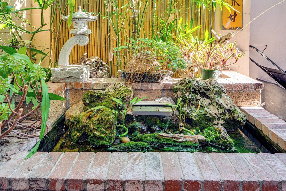 'peacock House Sanctuary' 4 Mi to Old Pasadena!