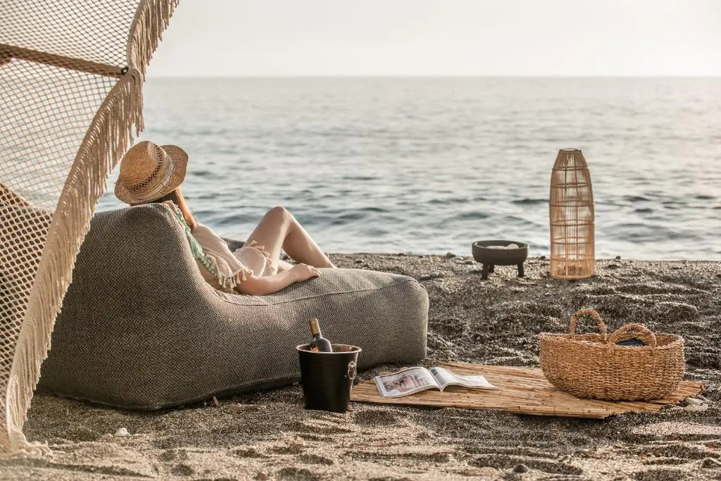 Khroma Luxury Suite 1 Beach front apartment