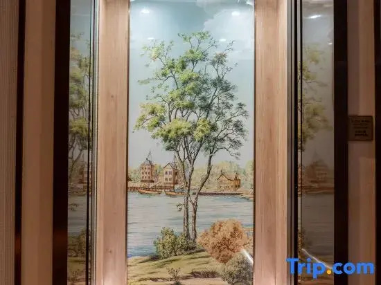 Vienna 3 Best Hotel (Huangshi Railway Station Xialu District Government)