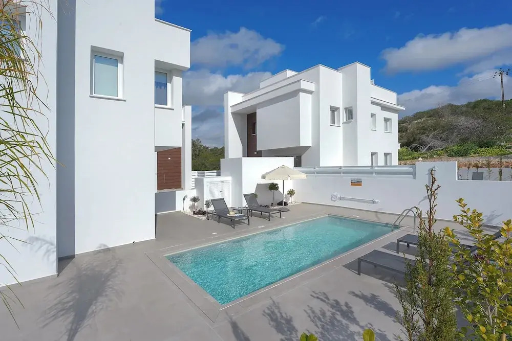 Sun and Moon Luxury Villas Ayia Napa