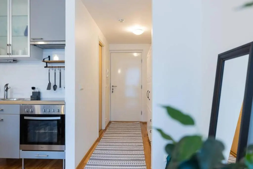 Lovely studio 5 min walk from Old Town and seaside