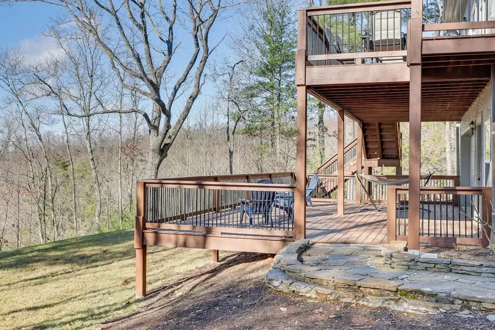 Stunning Hayesville Retreat: 2 Mi to Lake Chatuge