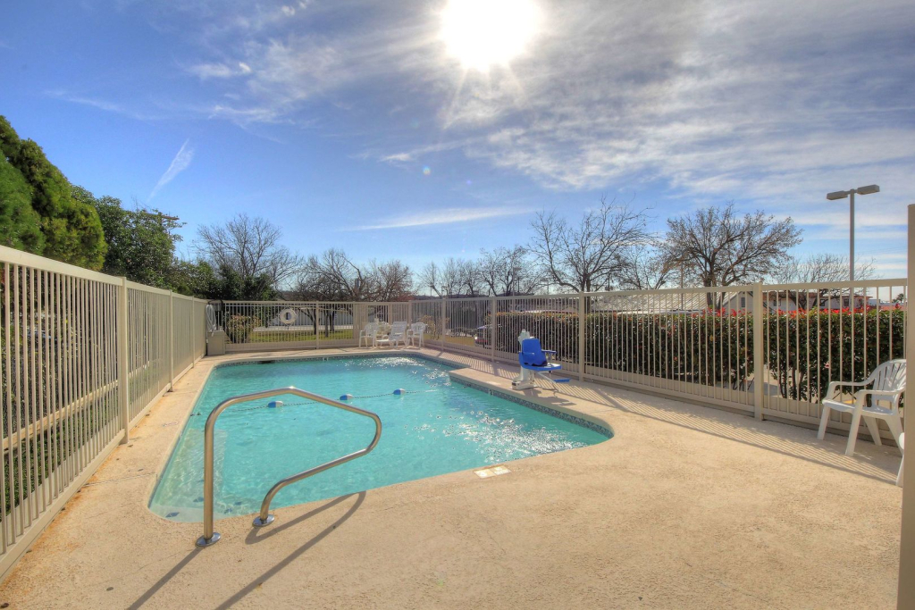 Motel 6-Kerrville, TX