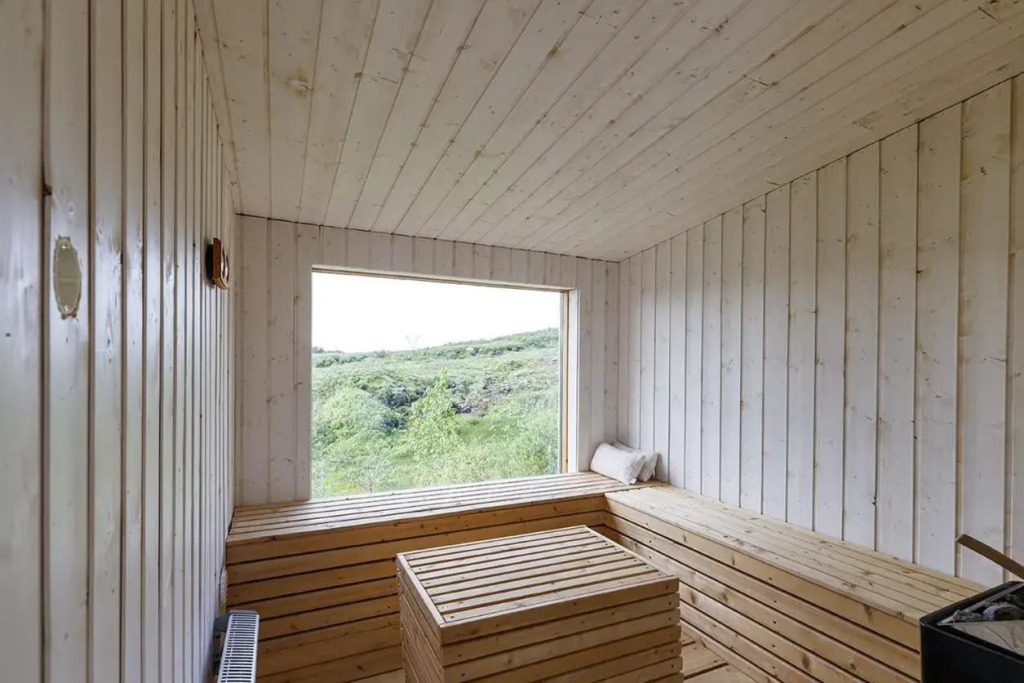 Blue Viking Luxury Cabin