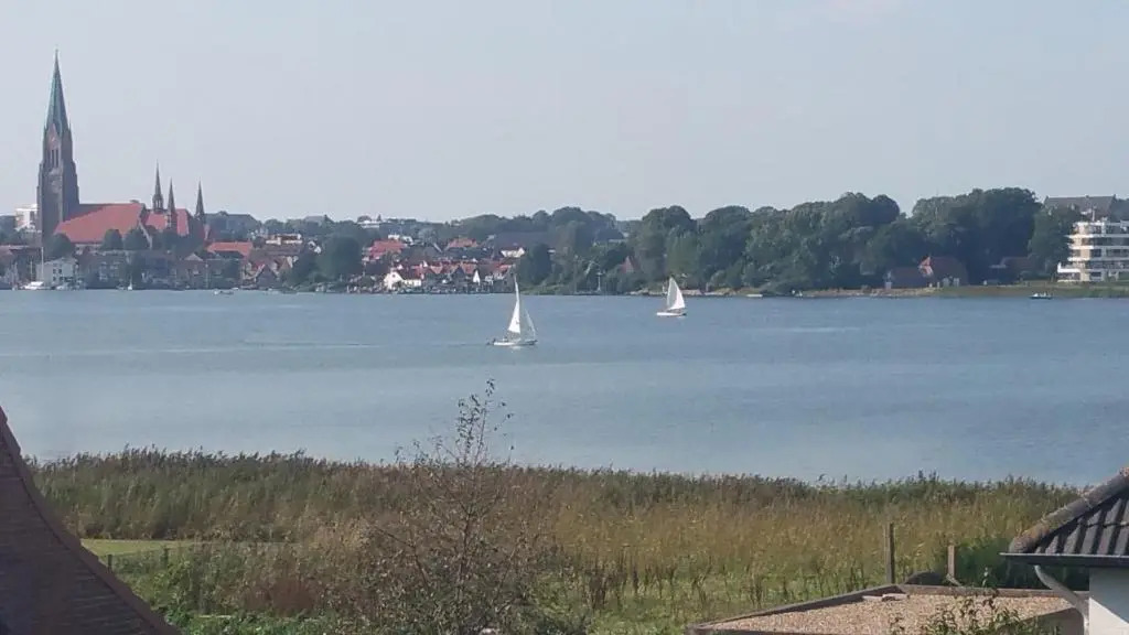 Direkter Blick auf´s Wasser