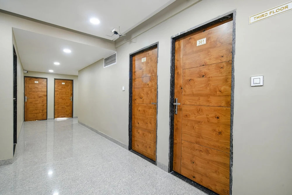 Fabhotel Classic Inn