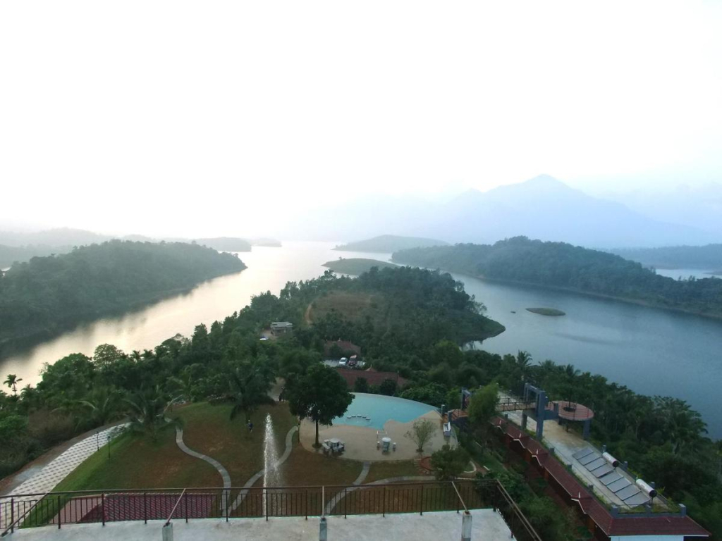 Arayal Resorts: A Unit of Sharoy Resort, Wayanad