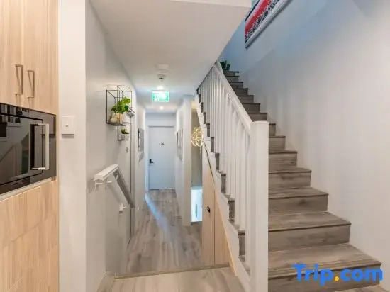 Luxe Ensuite Double Room - AC - Next to Central&CBD - Near Darling Harbour& Chinatown& USYD& UTS