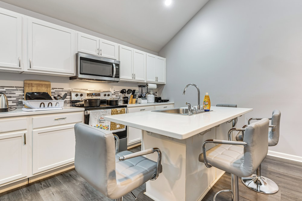 Easy I-85 Access! Quiet Fairburn Extended Stay