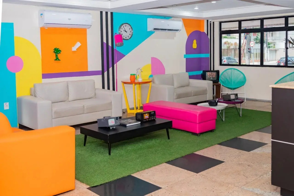 D8 Hotel