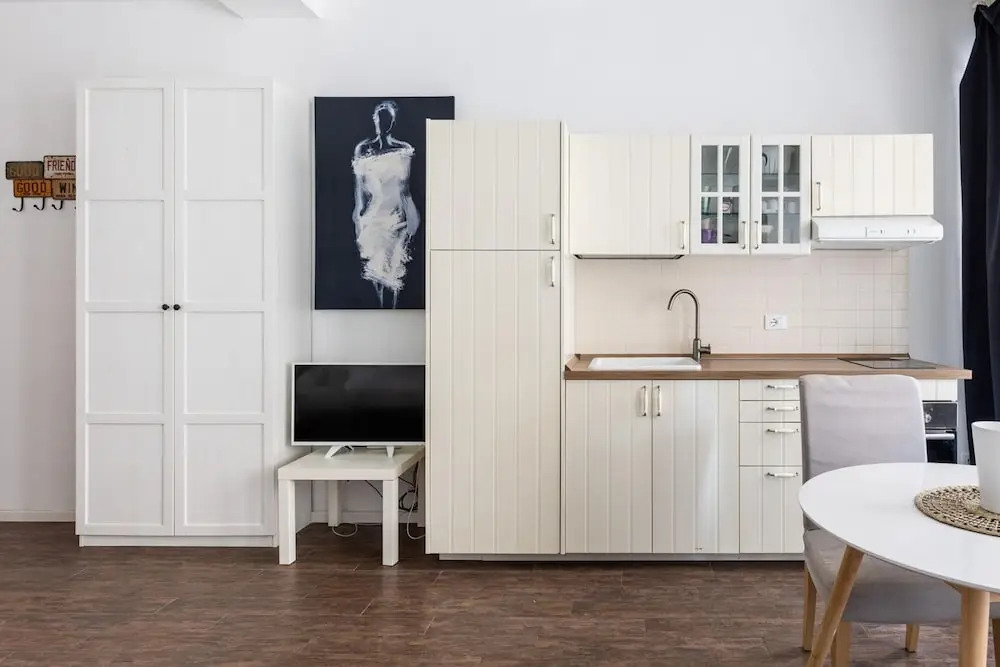 Largo Molina Studio I by Wonderful Italy
