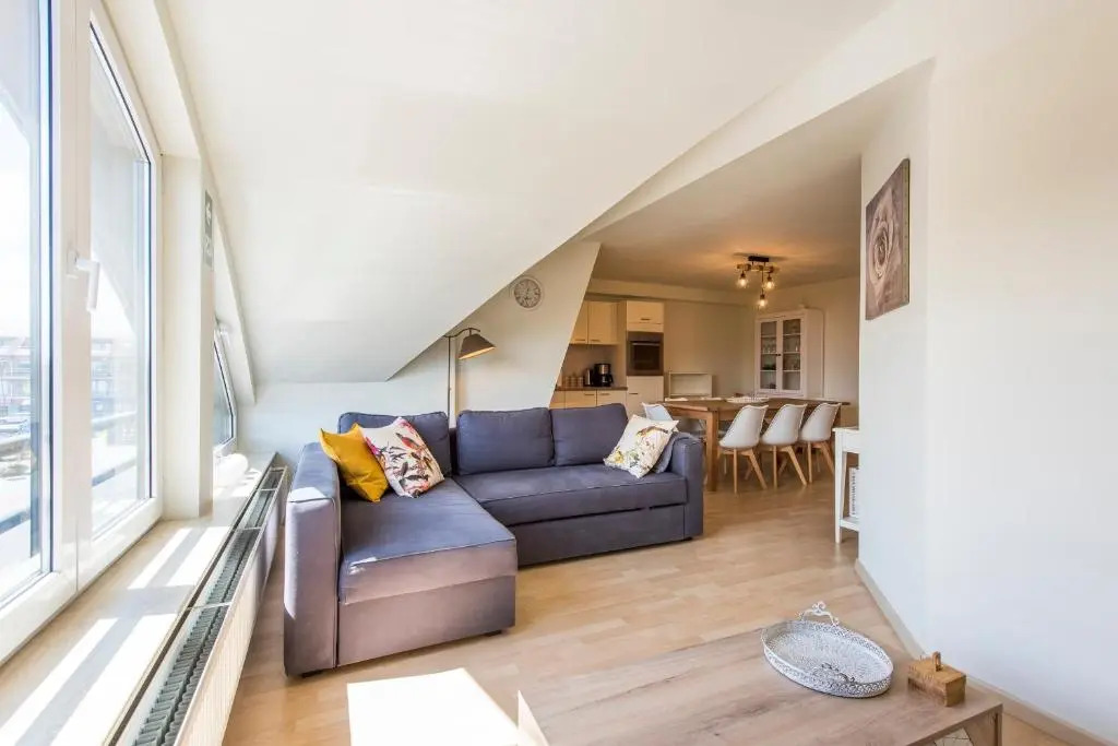 Modern and Large 2 bedroom apartment in Middelkerke