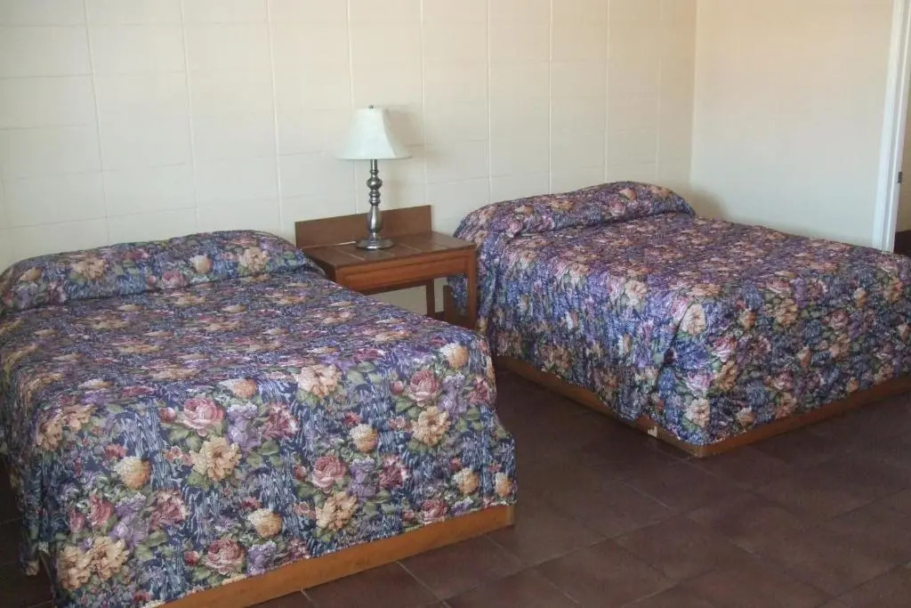 Trailside Inn