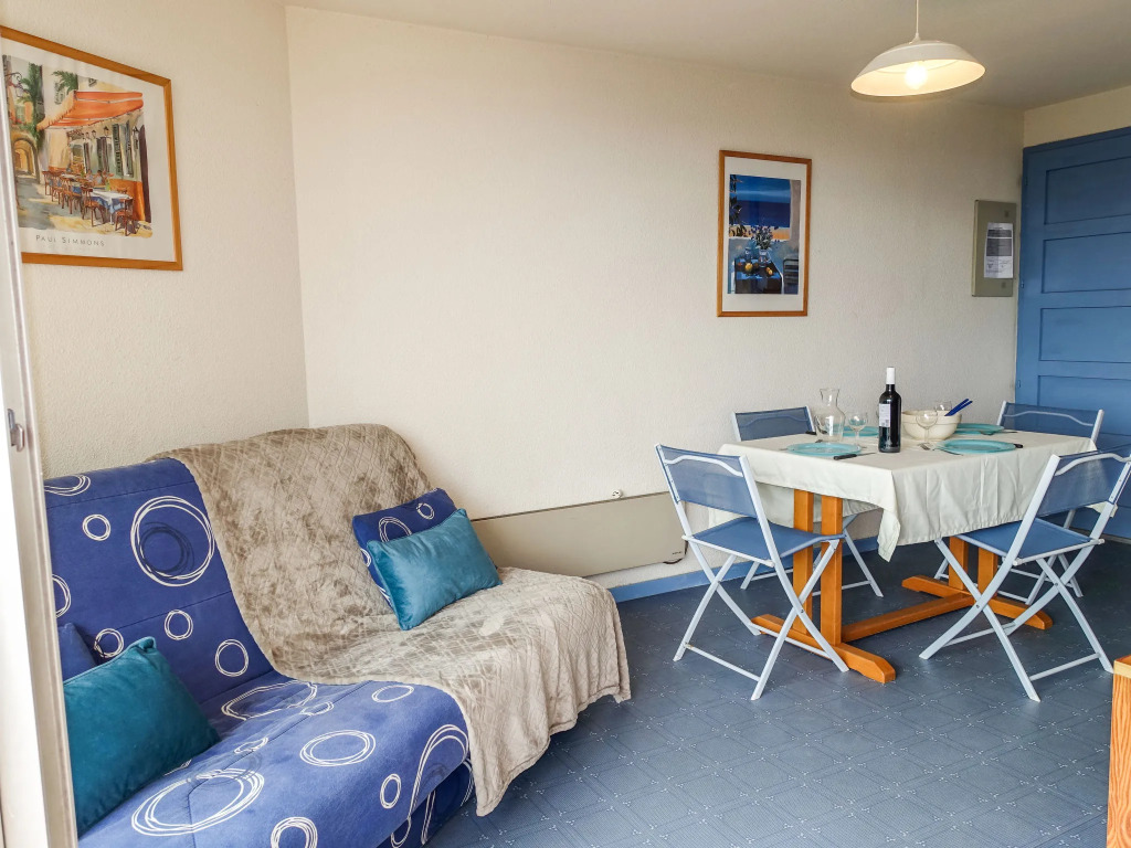 Apartment Gruissan Plage by Interhome