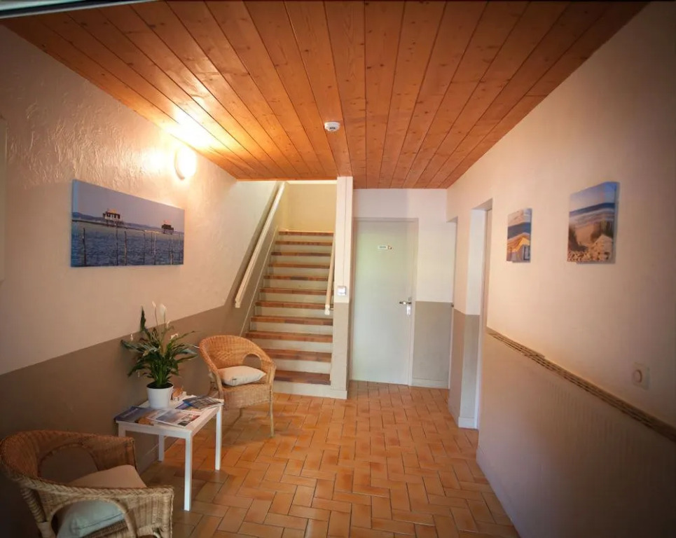 Adishatz Motel