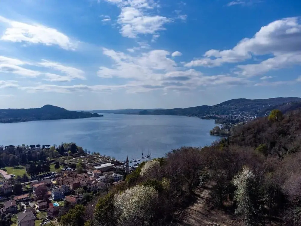 Family Friendly Italian Lakes Holiday Rental With Pool