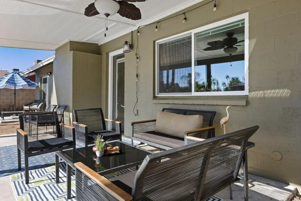 Modern and Stylish Remodeled 4 Bdrm w/ HTD Pool!