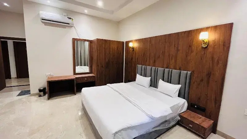 Gaurison Hotel and Resorts