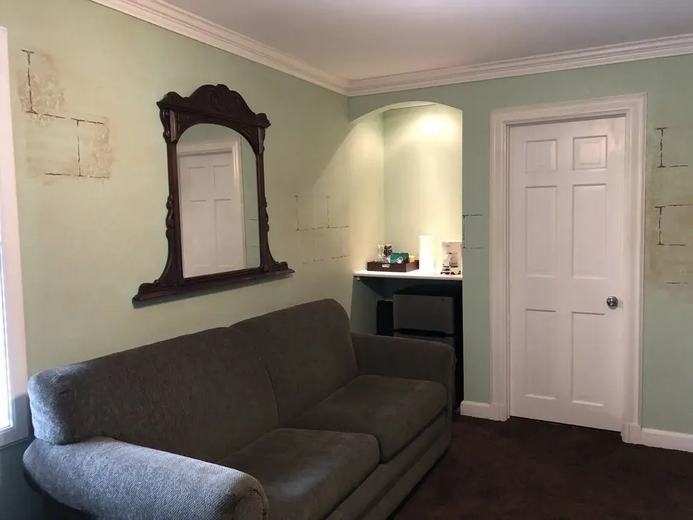Munro Manor Lodging