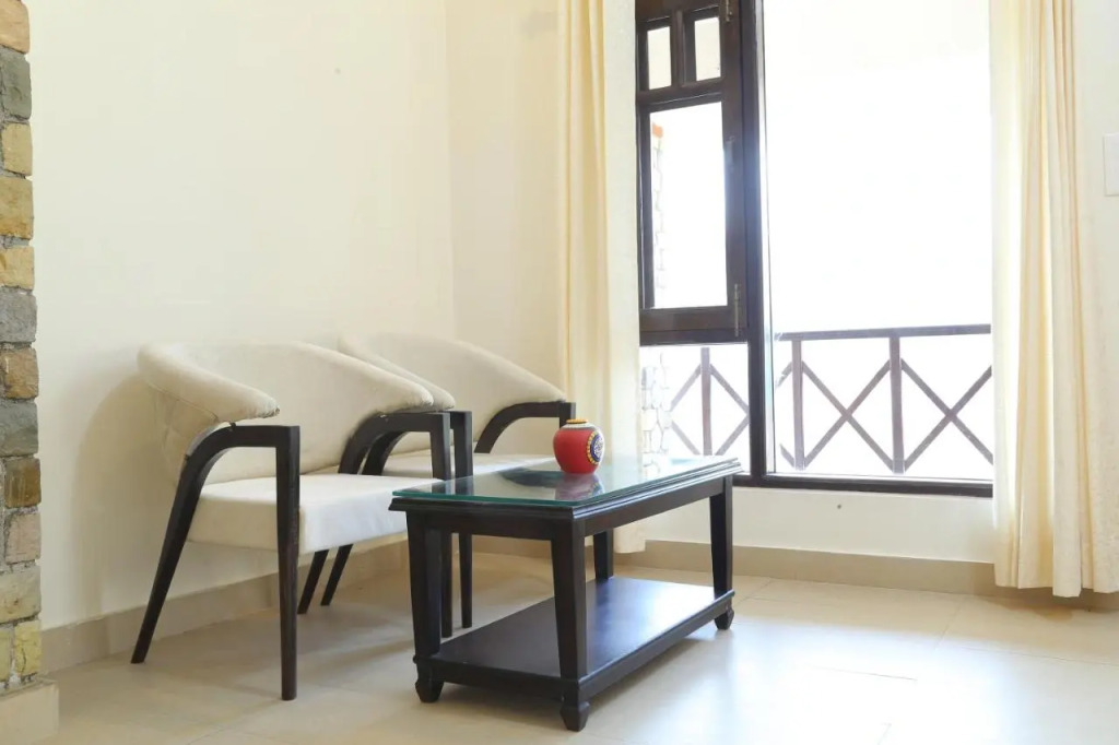 Ghughuti Baasa Home Stay, Dehradun