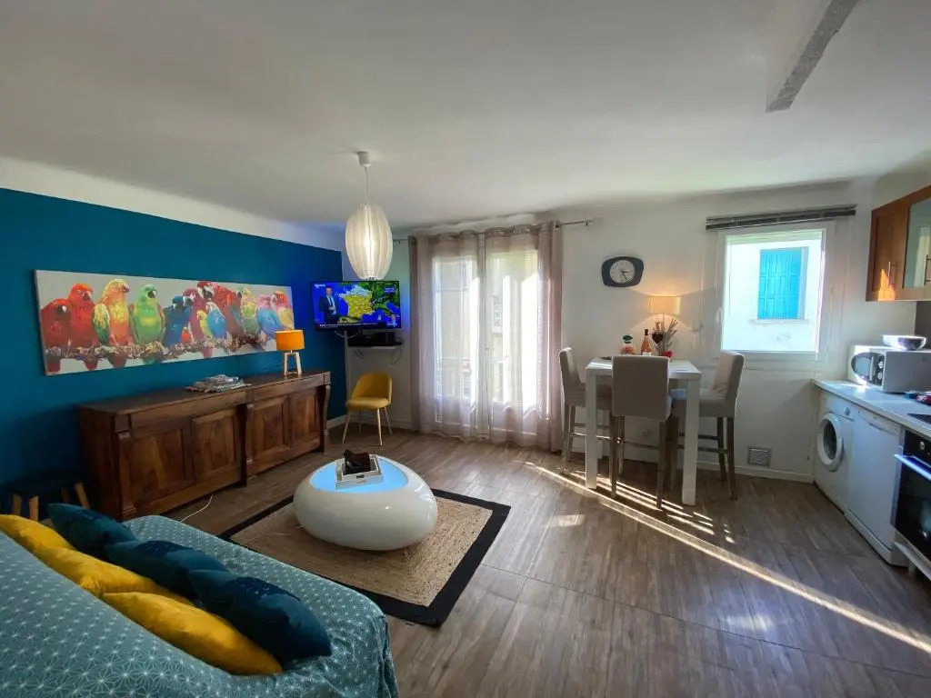 Rivage hyper centre et plage a pied