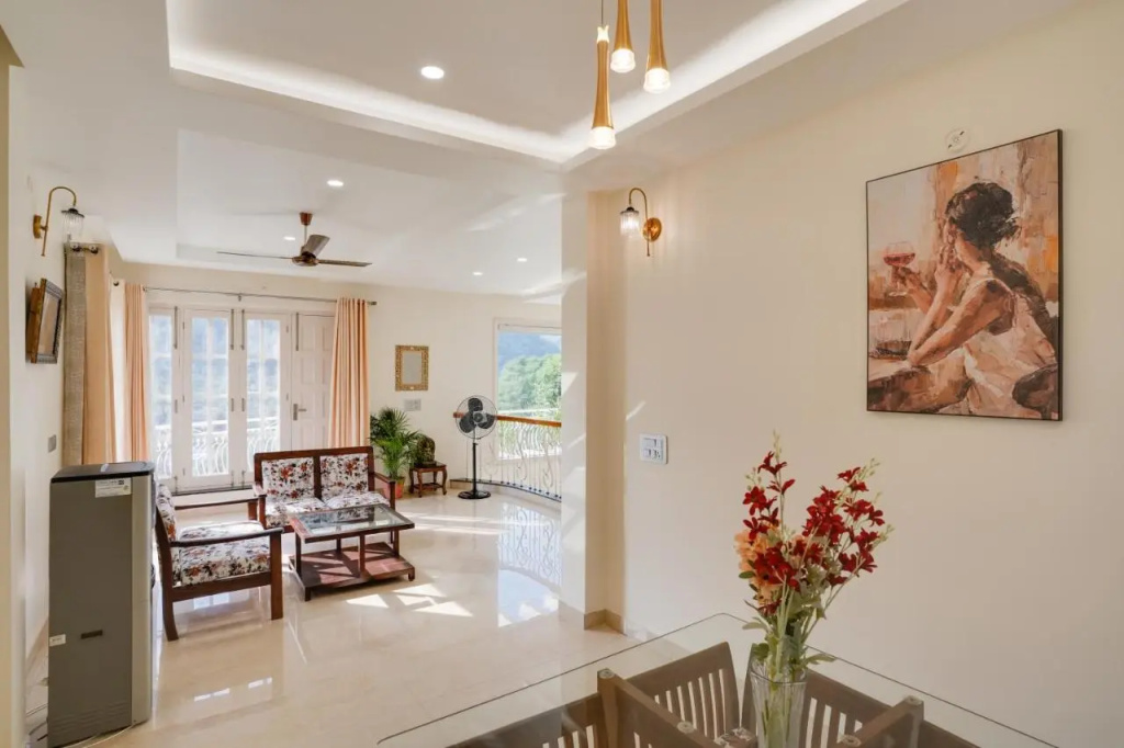 SaffronStays Casa Bellissimo, Dehradun - luxury villa near Malsi Deer Park with valley views
