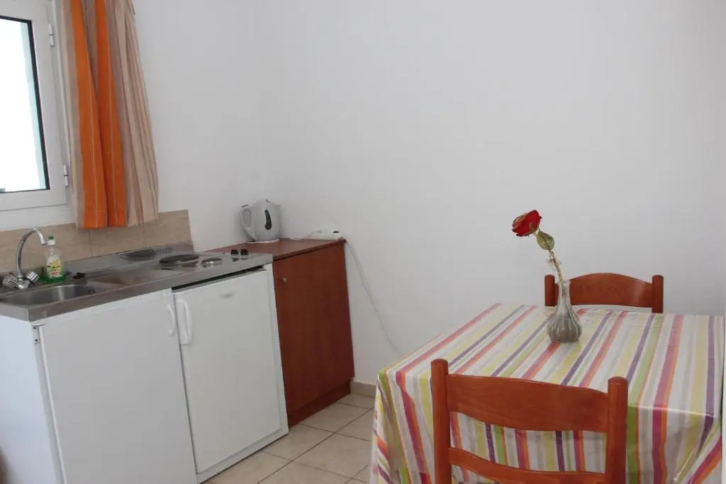 Nikos Studios Meltemi Family Suite Penthouse