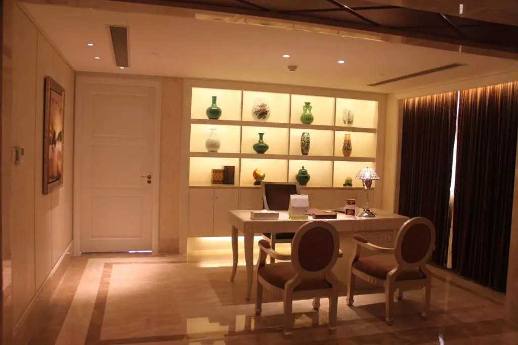 Zhengzhou Yuehai Hotel