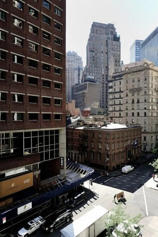Market Rentals Uptown