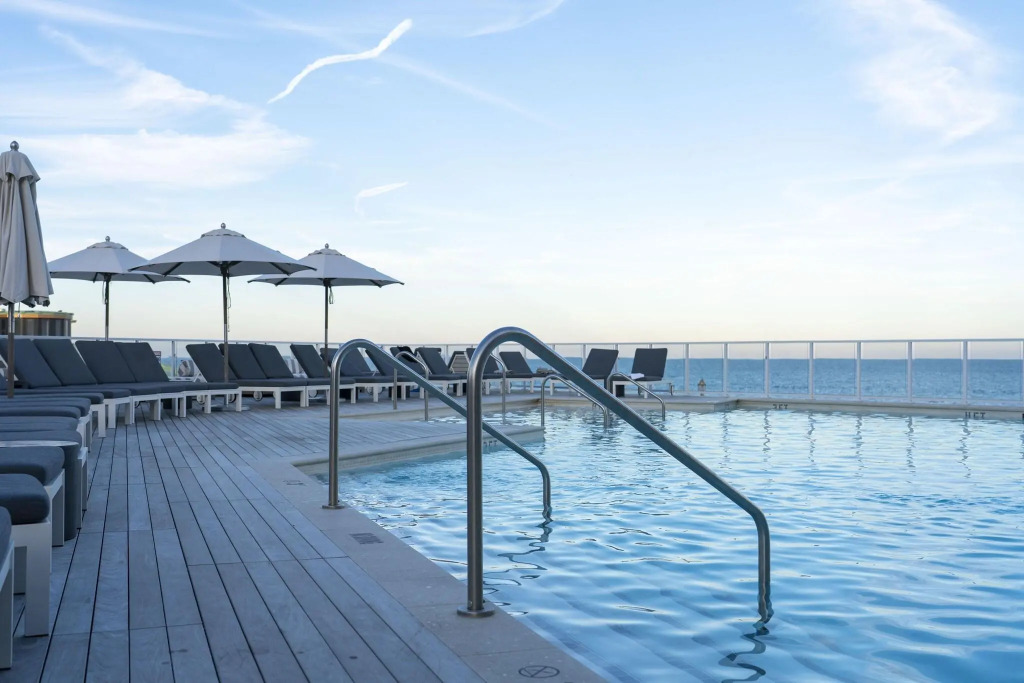 Wave Resort