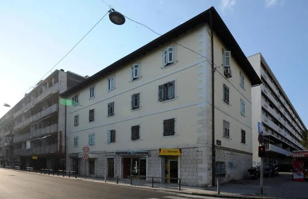Luxury Felicitas Apartments at the Center near the beach
