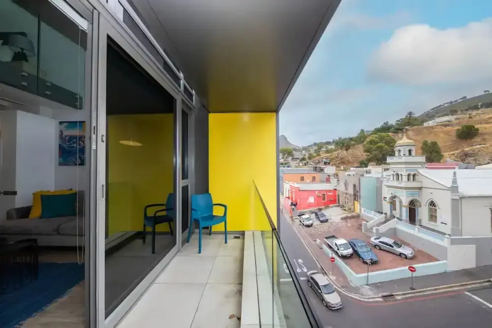 Plush Loft Apartment With Signal Hill View