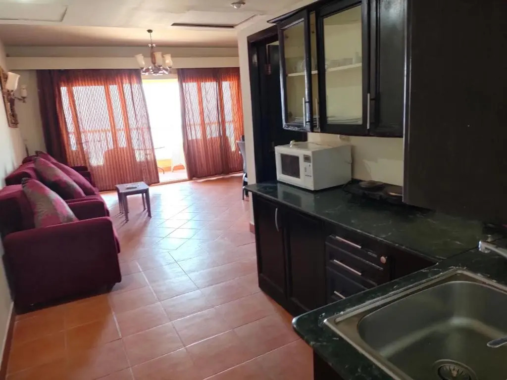 Porto Sokhna Pyramids Apartments Sea view by HTT Families Only شقق بورتو السخنه بيراميدز للعائلات فقط