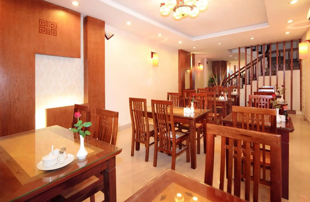 Hanoi Holiday Diamond Hotel