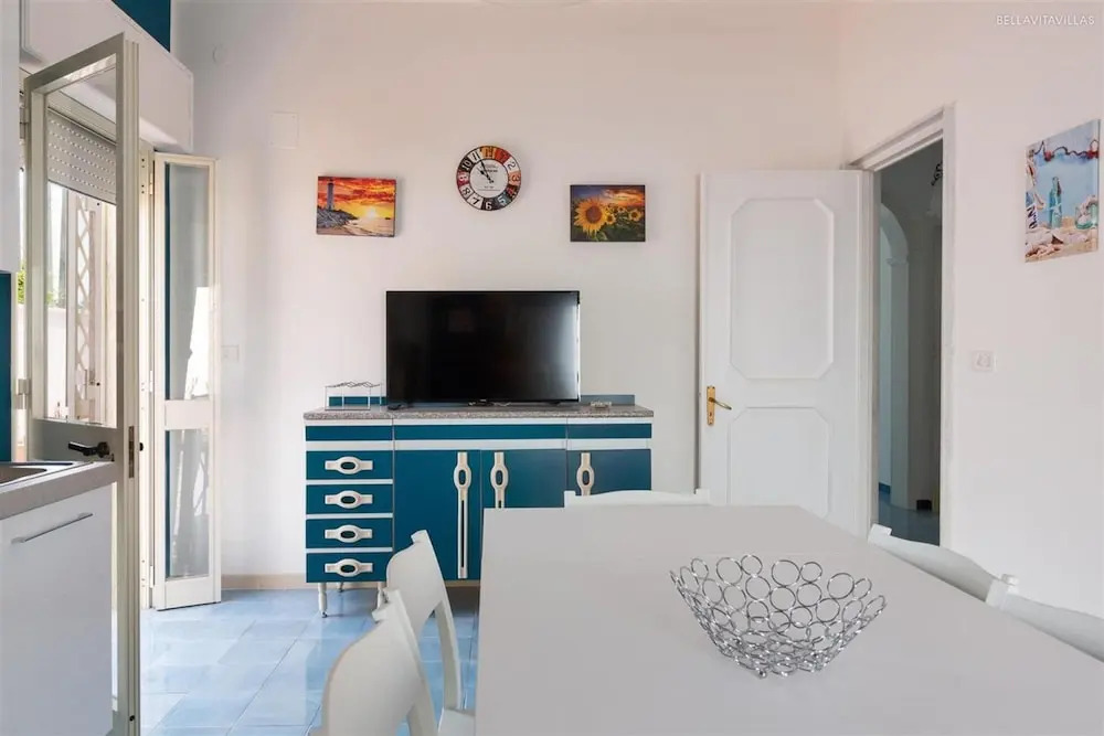 1557 Villa Marita in Torre Lapillo